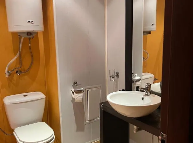 Apartment Two Bedroom 5 Minutes From The *