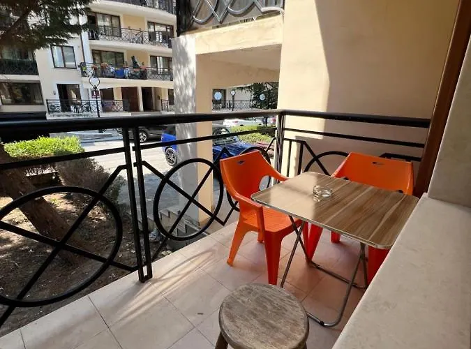 Two Bedroom 5 Minutes From The * Aranyhomok